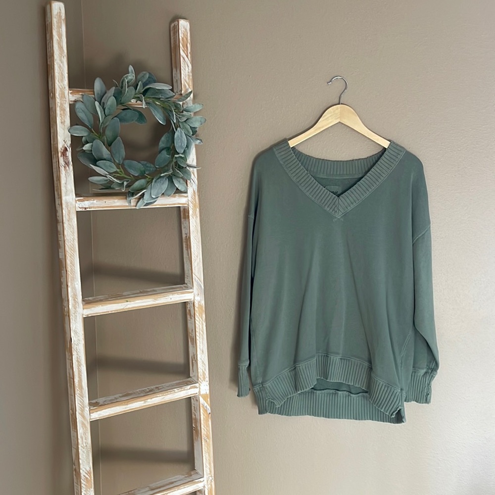 BUNDLE of aerie tops